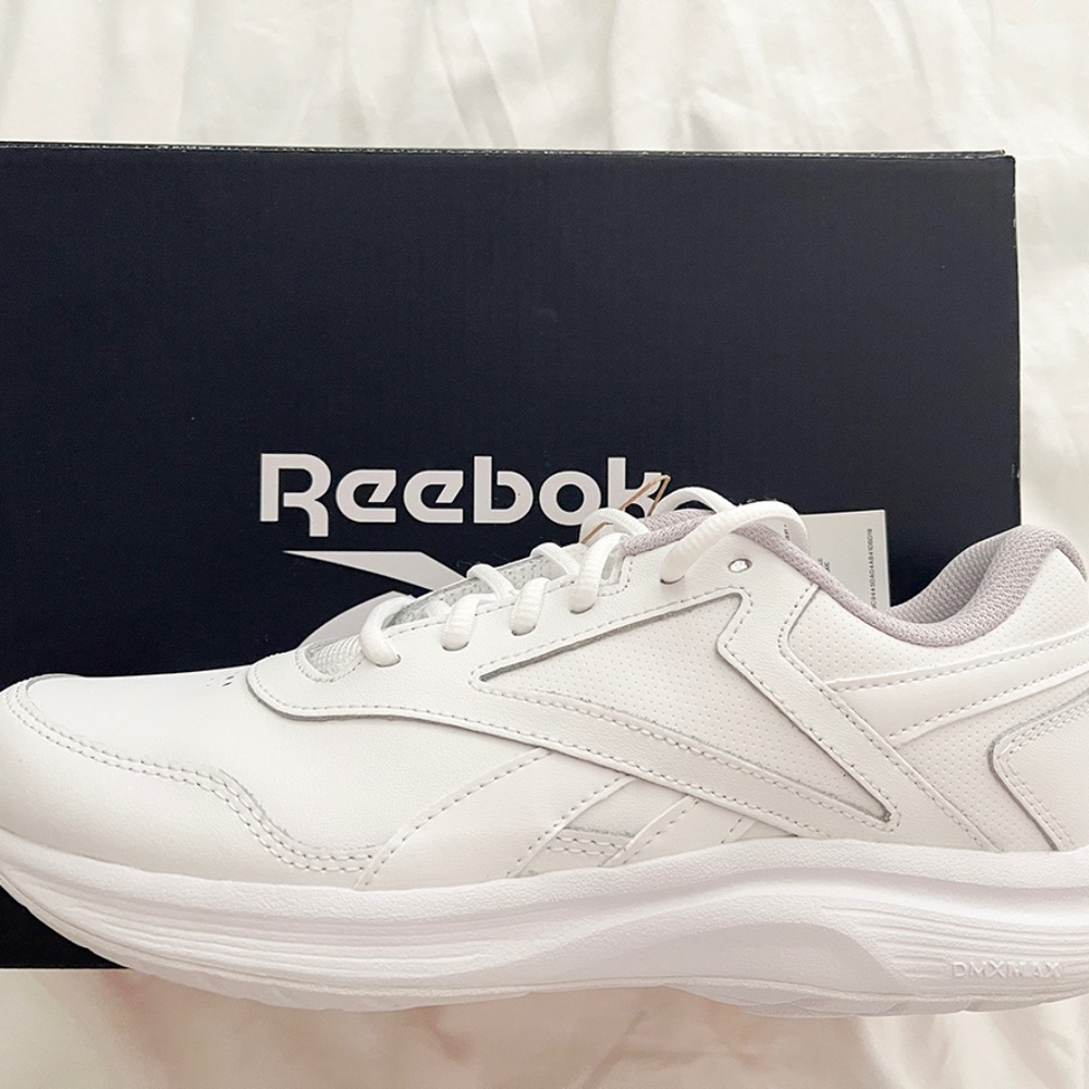 Reebok WIDE  8.5 DMXMAX LEATHER Walking shoes White